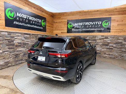 Used 2022 Mitsubishi Outlander SE AWD/4WD image 6