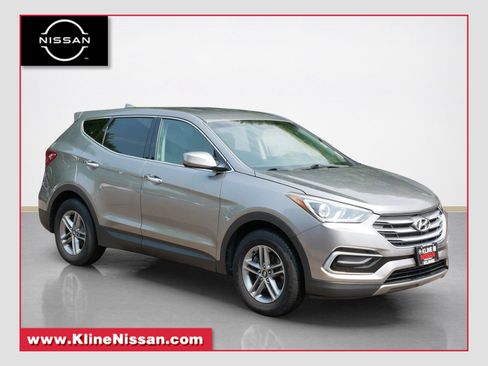 Used 2017 Hyundai Santa Fe Sport AWD/4WD image 1