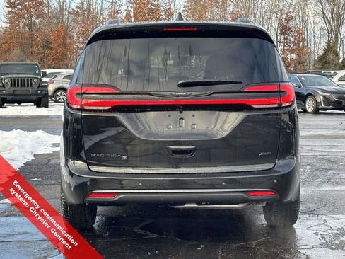 New 2026 Chrysler Pacifica Select w/ S Appearance Package image 41
