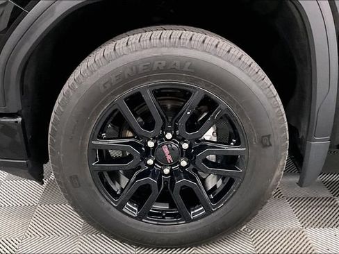 Used 2024 GMC Sierra 1500 Elevation AWD/4WD image 10