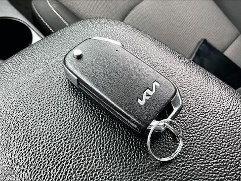 Used 2023 Kia Forte LXS image 35