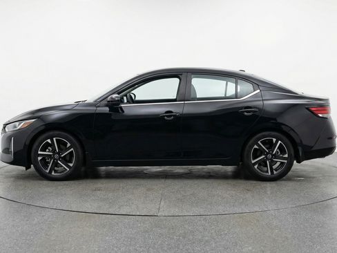 Used 2025 Nissan Sentra SV FWD image 5