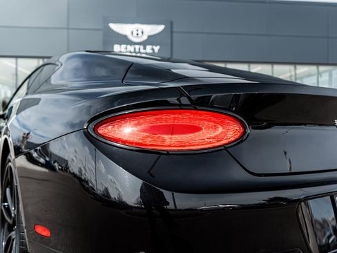 Used 2020 Bentley Continental GT image 12