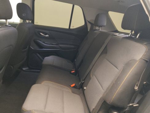 Used 2020 Chevrolet Traverse LS image 18