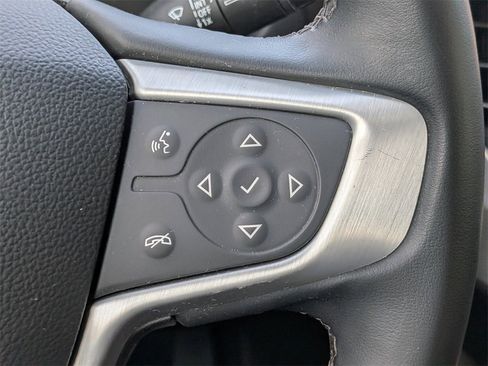 Used 2023 GMC Acadia SLT image 27