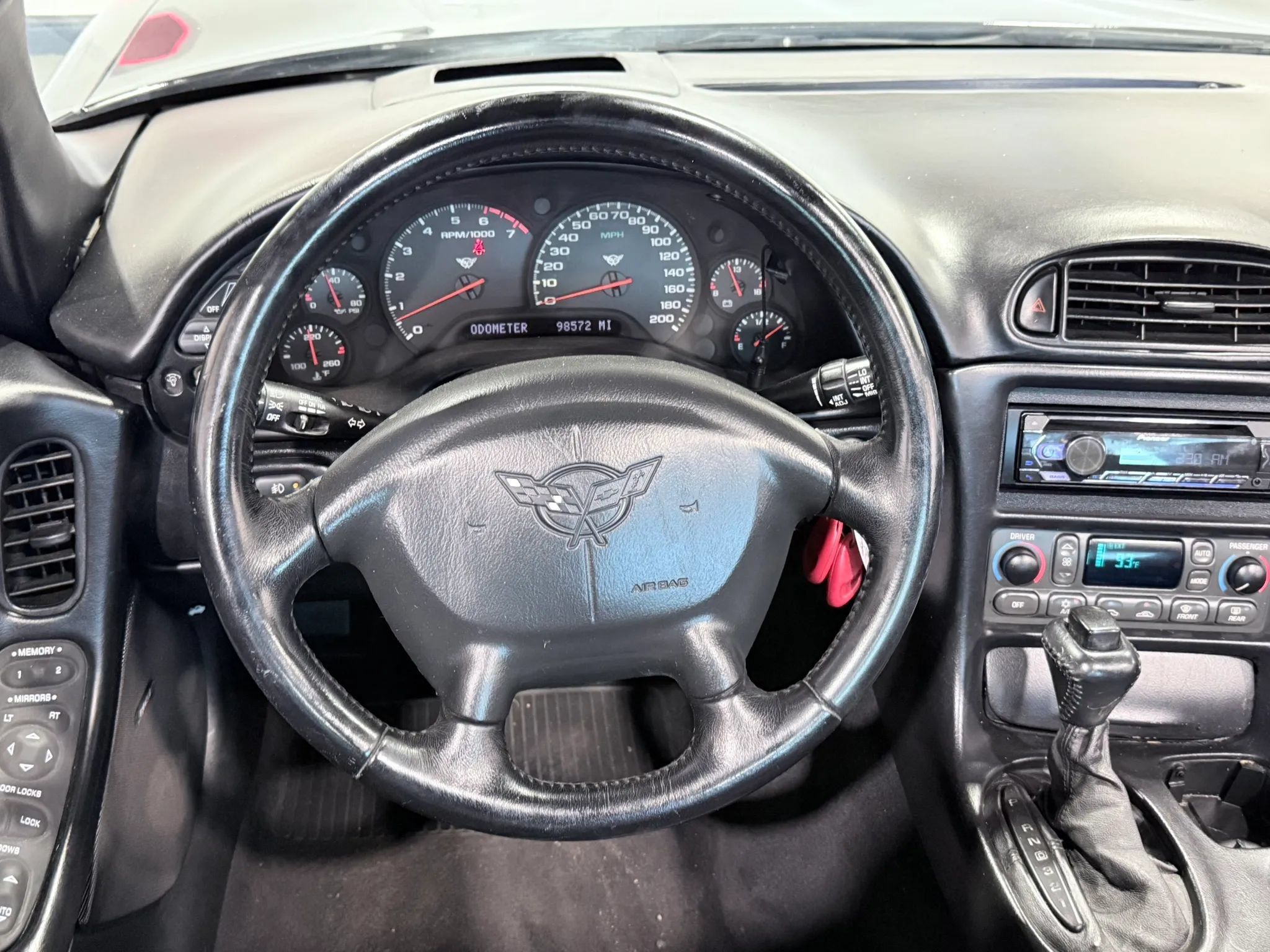 Used 2002 Chevrolet Corvette Coupe w/ Preferred Equipment Group2 RWD image 16