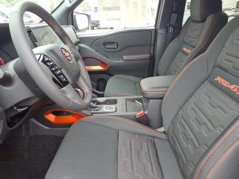 New 2026 Nissan Frontier PRO-4X AWD/4WD image 16