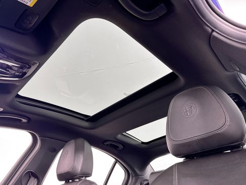 Used 2022 Alfa Romeo Giulia Ti w/ Active Assist Plus Package image 23