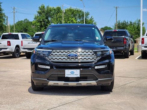 Used 2022 Ford Explorer Limited w/ Equipment Group 301A RWD image 2