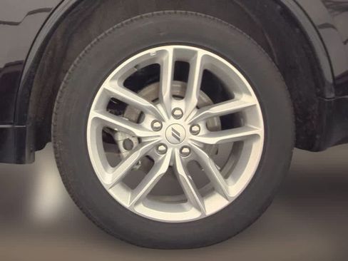 Used 2025 Dodge Durango GT image 3