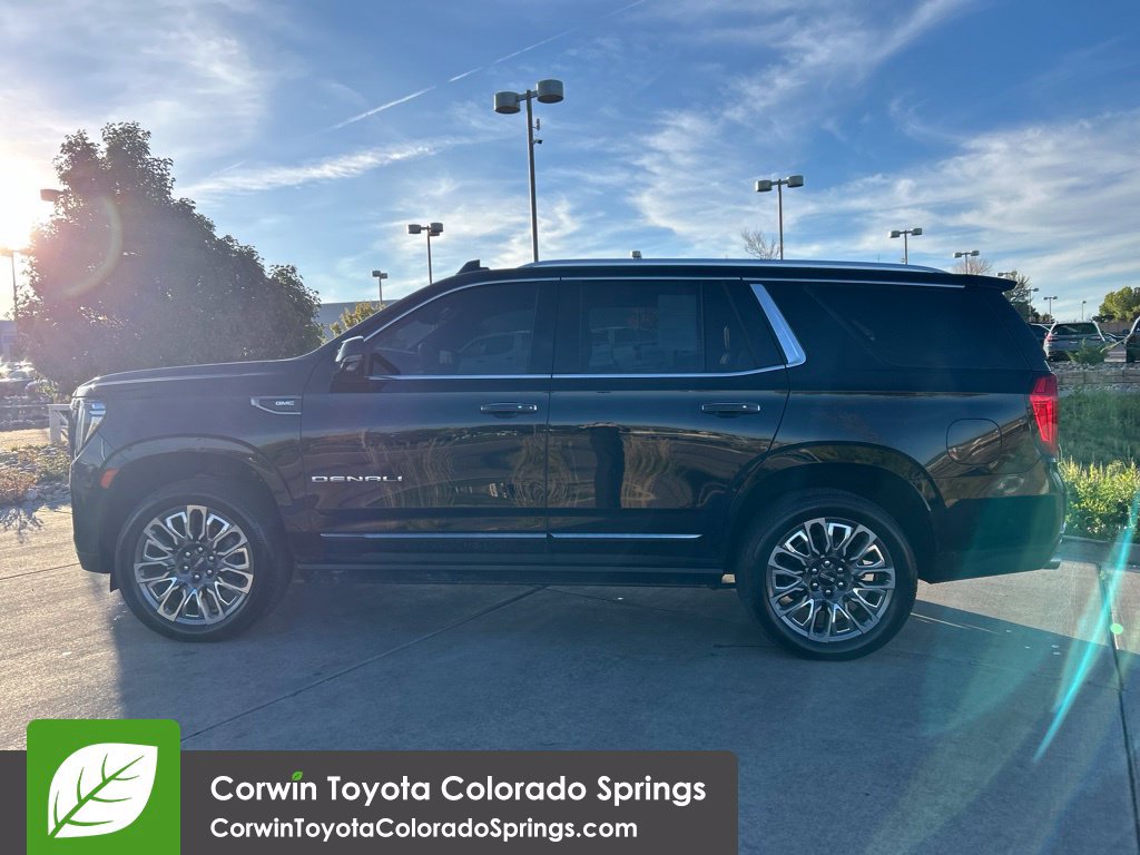 Used 2023 GMC Yukon Denali Ultimate AWD/4WD image 4