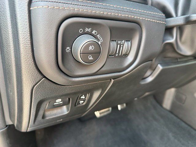 Used 2024 RAM 1500 TRX AWD/4WD image 33