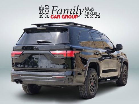 Used 2024 Toyota Sequoia TRD Pro AWD/4WD image 4