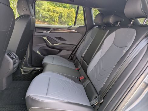 New 2026 Volkswagen Tiguan SE R-Line AWD/4WD image 14