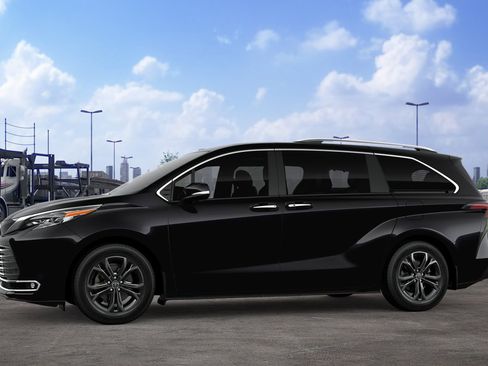 New 2026 Toyota Sienna Platinum AWD/4WD image 3