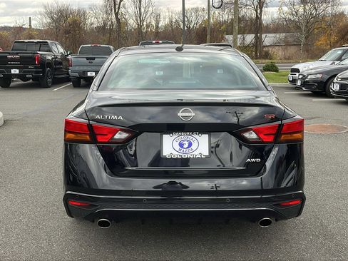 Used 2024 Nissan Altima 2.5 SR w/ SR Premium Package image 5