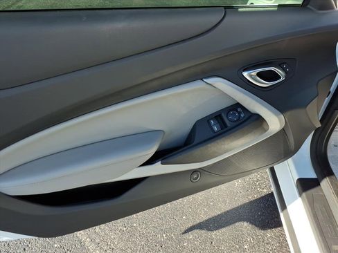 Used 2023 Chevrolet Camaro LT image 10