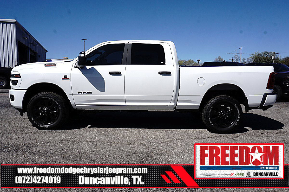 New 2026 RAM 2500 Big Horn AWD/4WD image 2