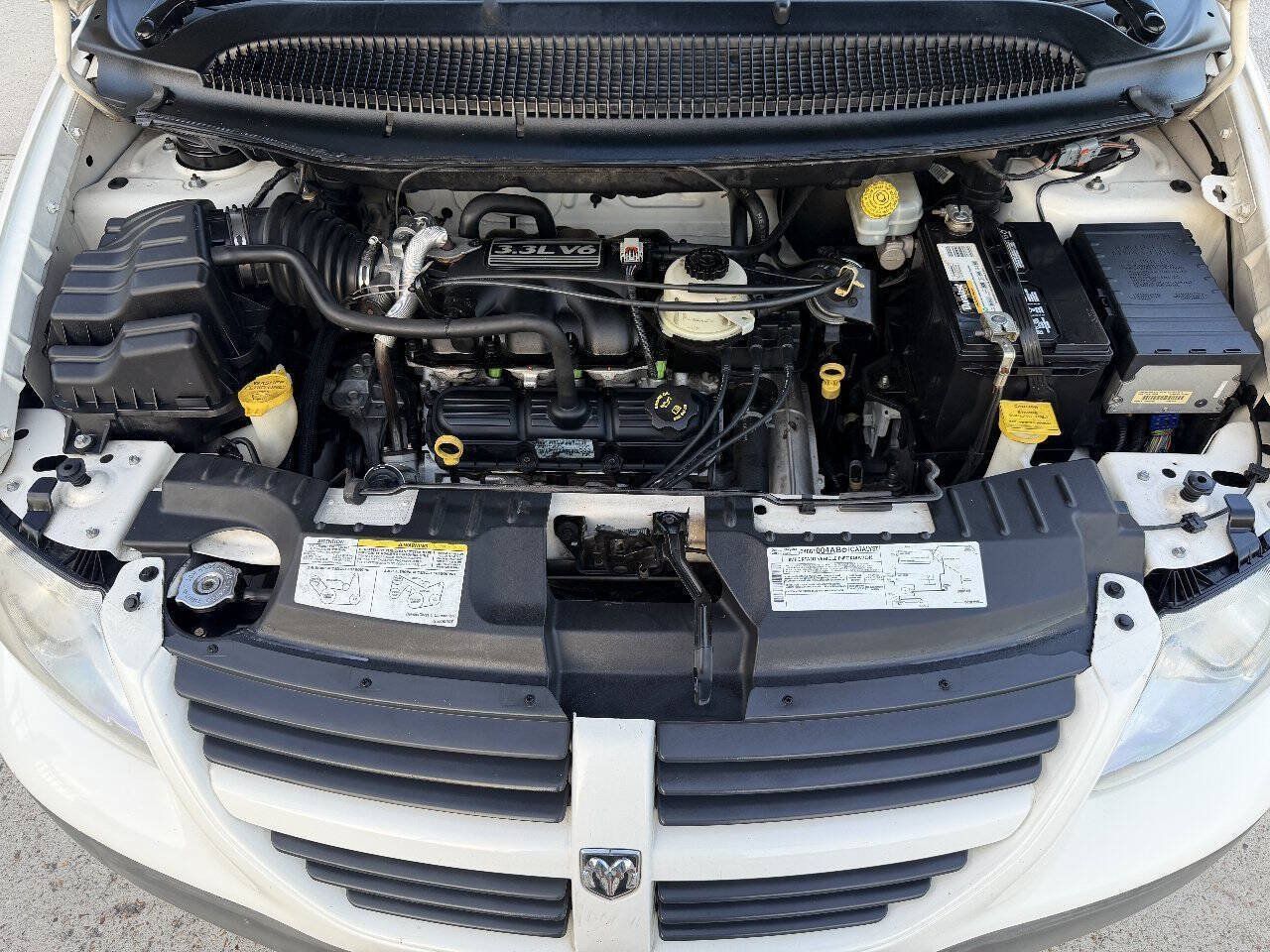 Used 2005 Dodge Caravan SE w/ Popular Equipment Group FWD image 18