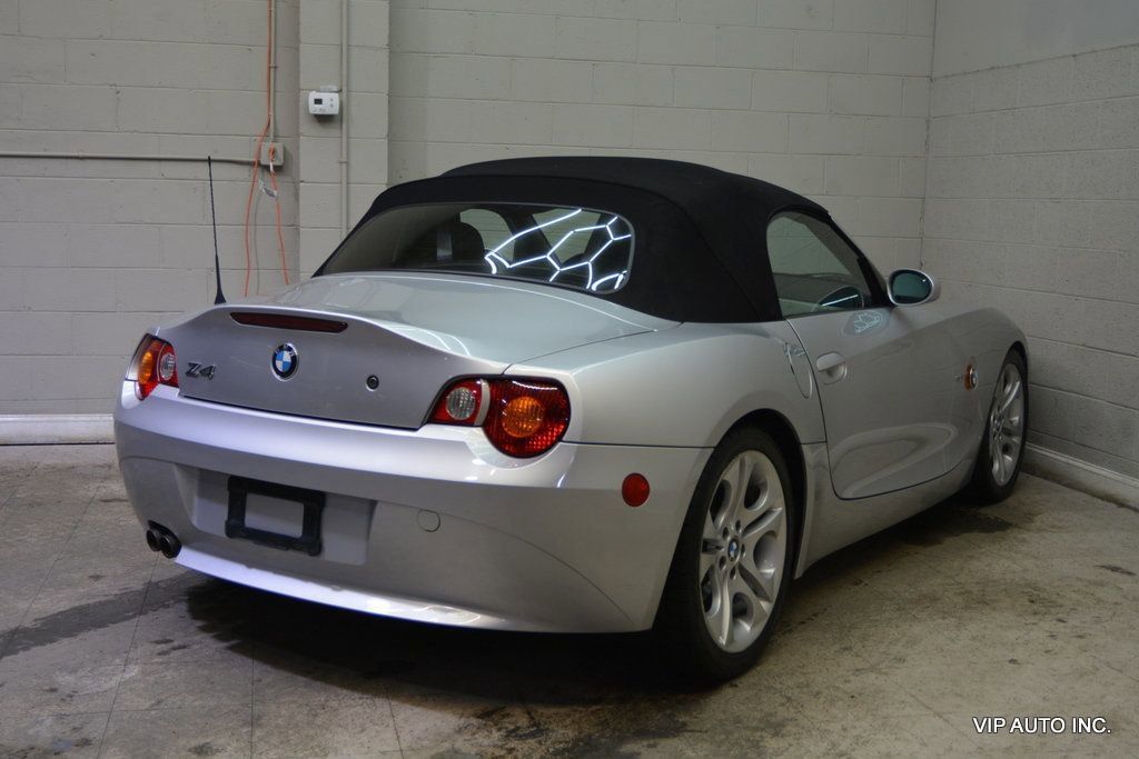 Used 2003 BMW Z4 3.0i RWD image 6