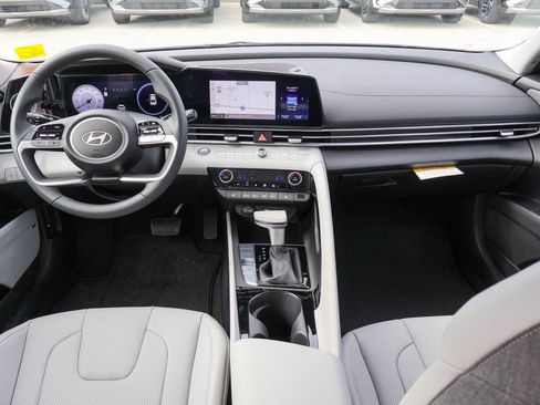 New 2026 Hyundai Elantra Limited image 6