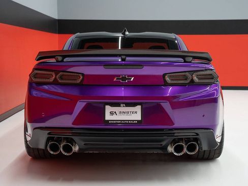 Used 2018 Chevrolet Camaro ZL1 RWD image 44