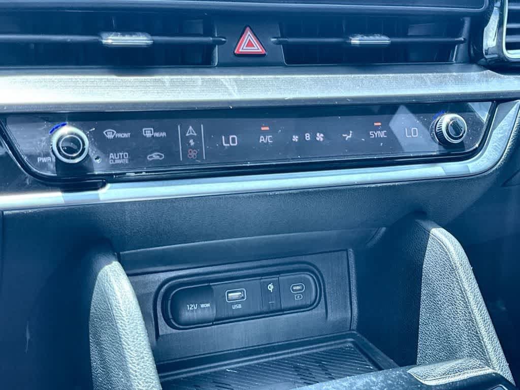 Certified 2025 Kia Sportage EX FWD image 20