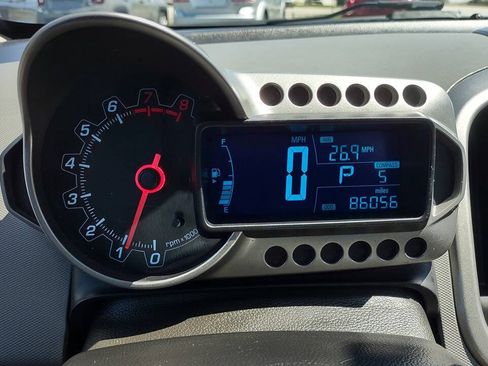 Used 2016 Chevrolet Sonic LT FWD image 13