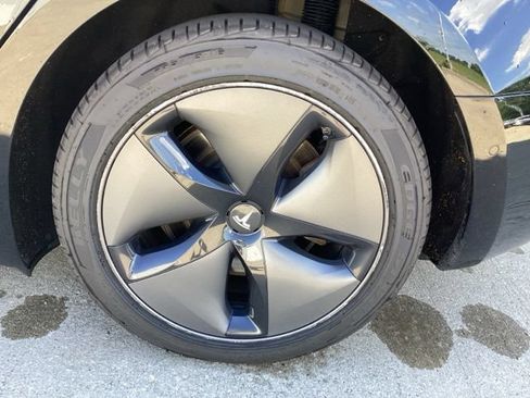 Used 2018 Tesla Model 3 Long Range AWD/4WD image 7