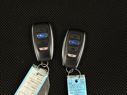 Used 2021 Subaru Crosstrek 2.5i Limited w/ Moonroof Package 2 AWD/4WD image 9