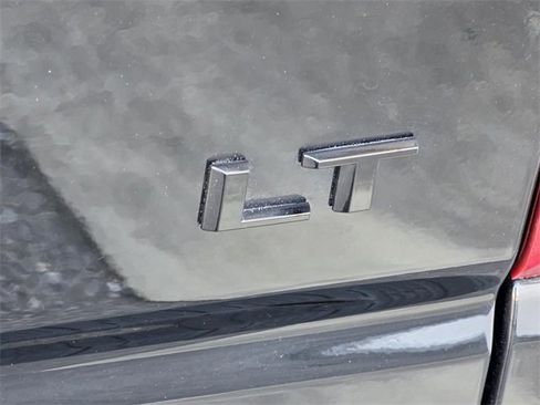 Used 2020 Chevrolet Silverado 1500 LT Trail Boss image 33