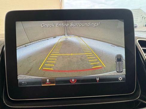 Used 2017 Mercedes-Benz GLS 450 4MATIC image 35