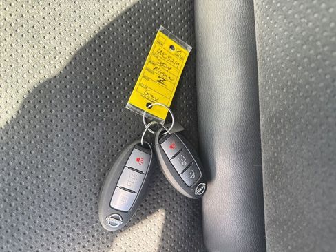 Used 2024 Nissan Z Performance w/ Floor Mat Package image 33