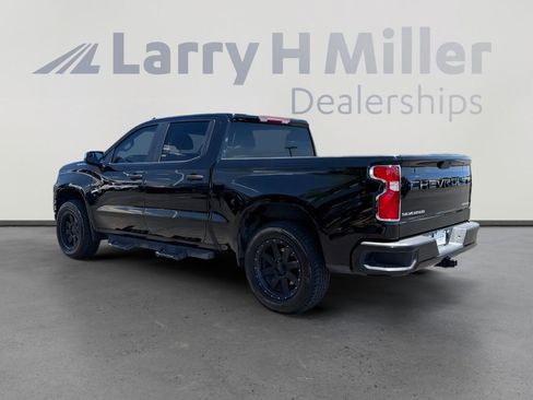 Used 2020 Chevrolet Silverado 1500 Custom w/ Custom Value Package RWD image 3