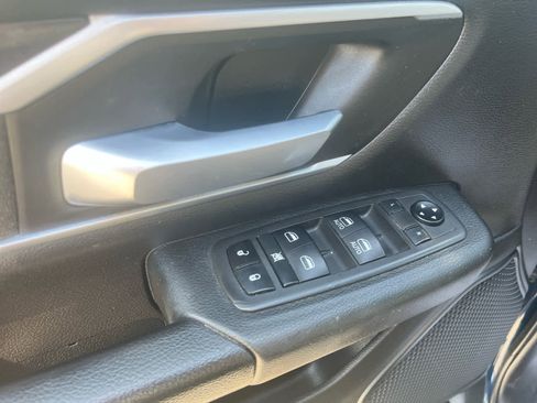 Used 2021 RAM 1500 Lone Star image 13