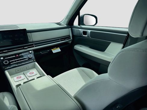 New 2027 Hyundai Santa Fe SE FWD image 16