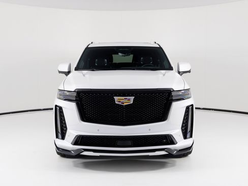 Used 2023 Cadillac Escalade V image 7