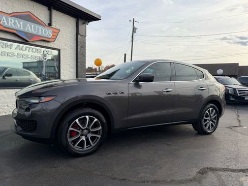 Used 2018 Maserati Levante image 4