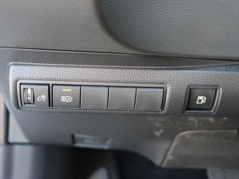 Used 2025 Toyota Corolla Hybrid Sedan image 12