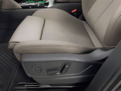 New 2025 Audi Q5 Premium Plus image 16