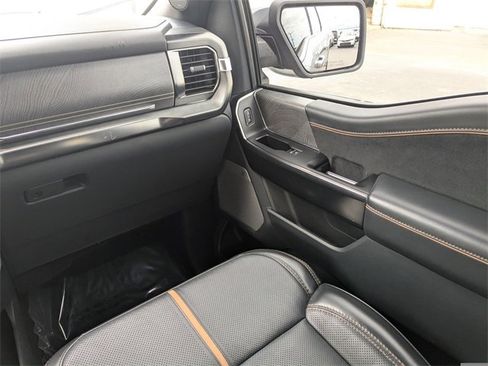 Used 2023 Ford F150 Platinum image 18