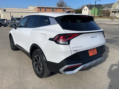 Used 2025 Kia Sportage LX image 14