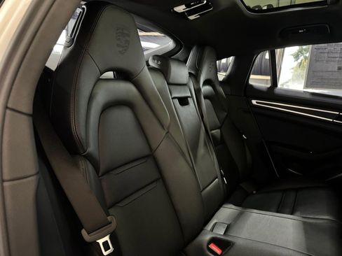 Used 2023 Porsche Panamera Platinum Edition w/ Sport Chrono Package image 30
