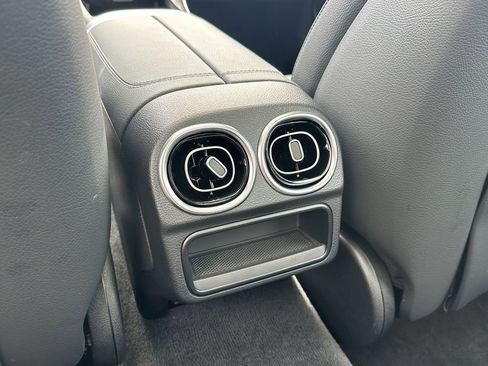 Used 2024 Mercedes-Benz C 300 C 300 image 26