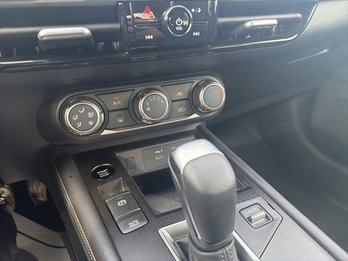 Certified 2025 Nissan Kicks SV image 14