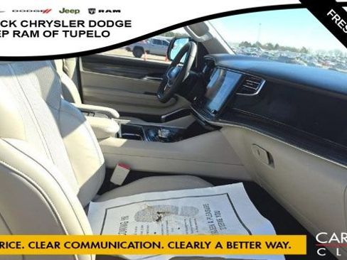 Used 2022 Jeep Wagoneer Series II w/ Premium Group I image 10