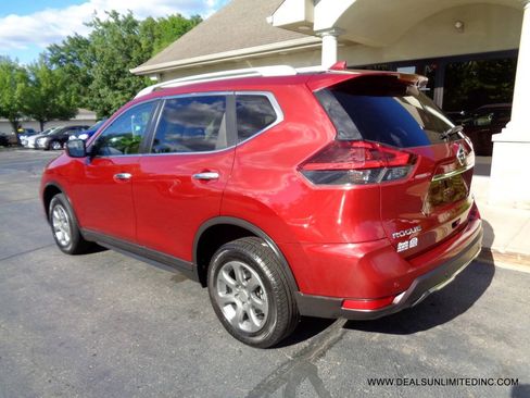 Used 2020 Nissan Rogue SV AWD/4WD image 4