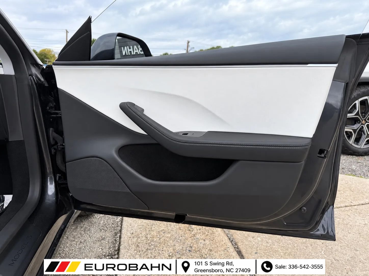 Used 2025 Tesla Model 3 Long Range RWD image 42