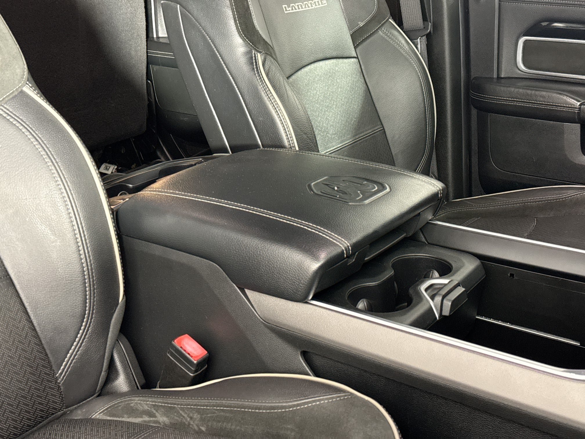 Used 2020 RAM 3500 Laramie AWD/4WD image 36