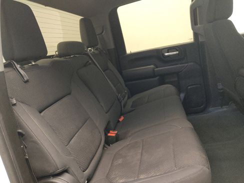 Used 2021 Chevrolet Silverado 2500 Custom w/ Custom Value Package image 19